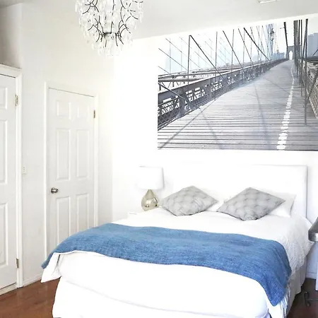 Extended Stay Nyc Apartment, 5 Minute To Times Square By Subway